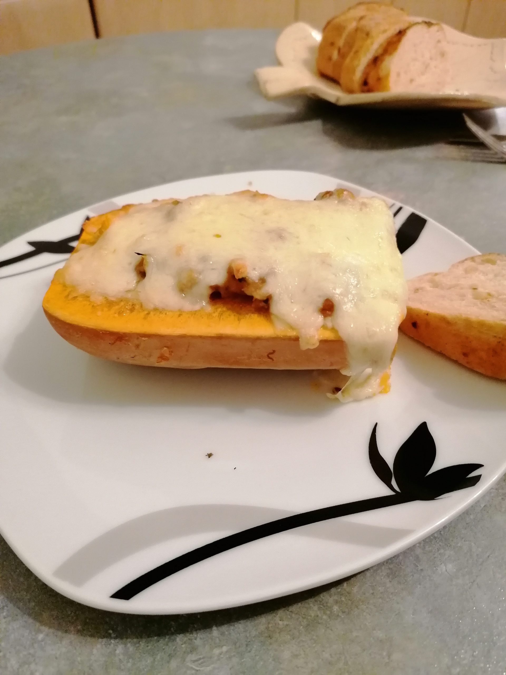 Rezept: Gefüllter Butternuss-Kürbis