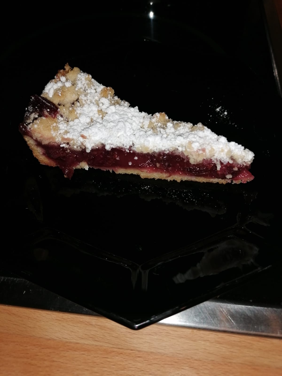 Rezept: Saftiger Kirschkuchen mit Streuseln