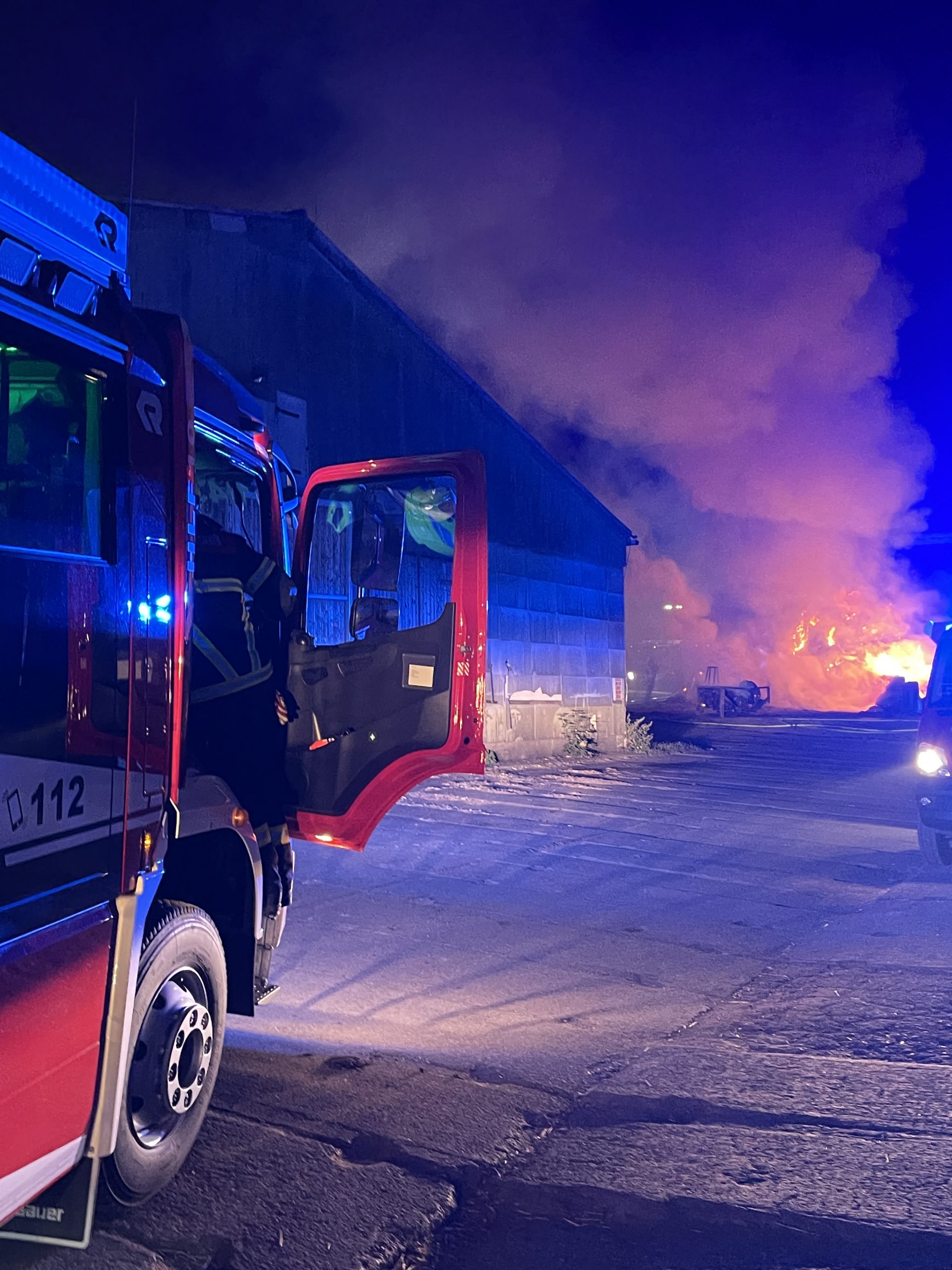 Strohballenbrand – Einsatz in Lehestener Agrar Betrieb 