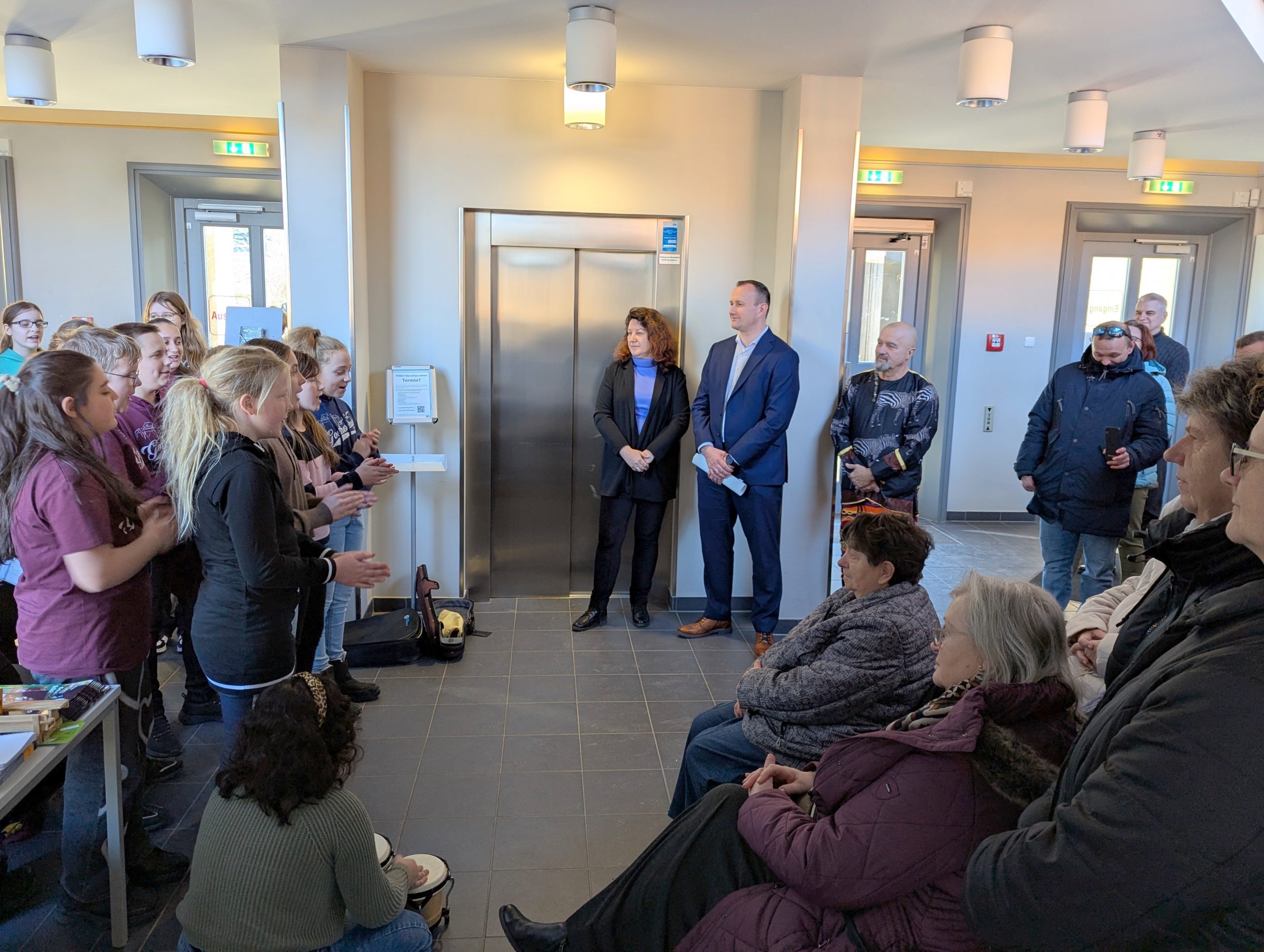 Afrikanische Klänge zur Ausstellungseröffnung im Landratsamt